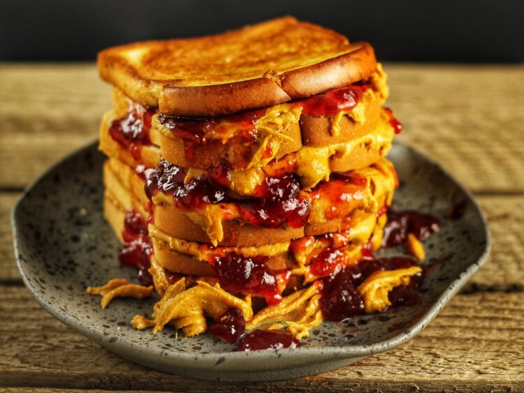 peanut butter, toast, sandwich, protein, nuts, lunch, jar, condiment, breakfast, food, snack, healthy, butter, sweet, nutrition, peanut butter, peanut butter, peanut butter, peanut butter, peanut butter, sandwich, sandwich