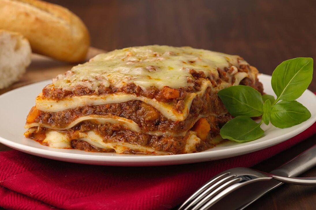 food, lasagna, pasta, dish, cuisine, meal, meat, cheese, tasty, delicious, slice, baked, cooked, breakfast, lunch, dinner, plate, closeup, lasagna, lasagna, lasagna, lasagna, lasagna