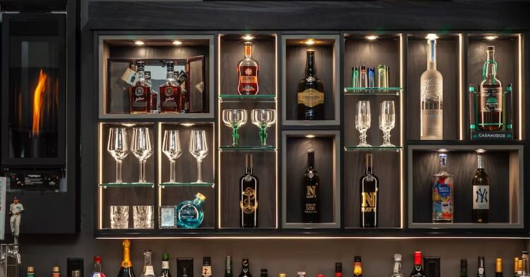 A Bartenderâs Checklist For A No-Nonsense Home Bar