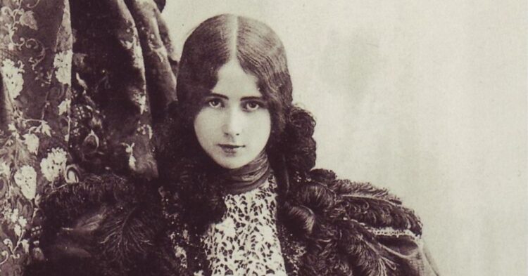 Who Were The Wealthy Women Loved By Kings And Emperors In The 1800s?
