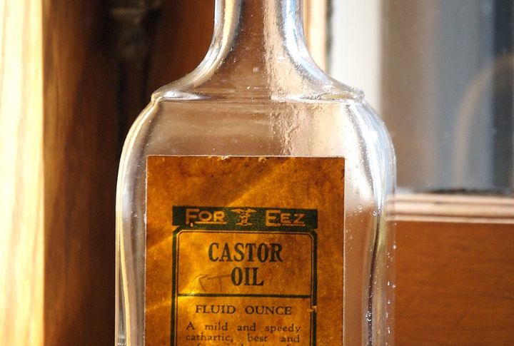 10 Timeless Hair Oiling Traditions That Traveled Across Cultures Housely