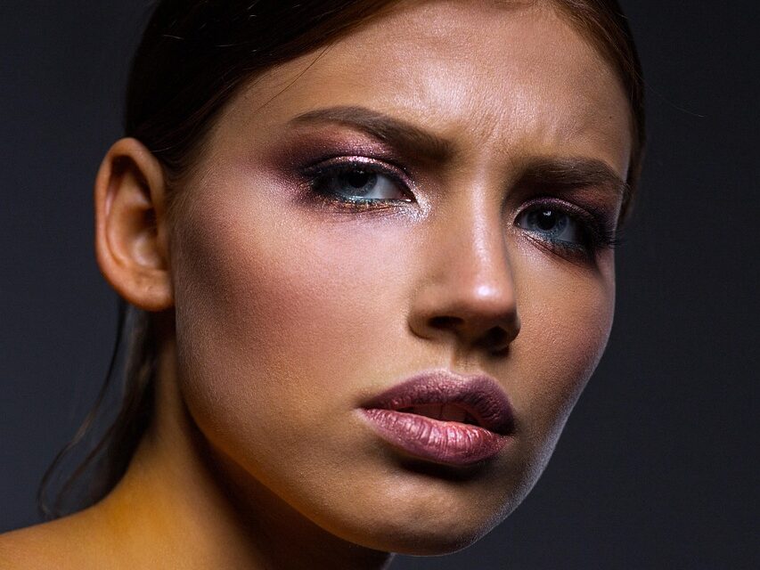 young, portrait, sad, doubts, concerned, worried, doubtful, woman, model, person, girl, beauty, sad girl, female