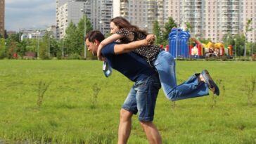 man, woman, ford, carries, puddle, help, cooperation, man and woman, friends, romance, shipping, friendship, partner, trust, funny, partner, partner, partner, partner, partner, trust