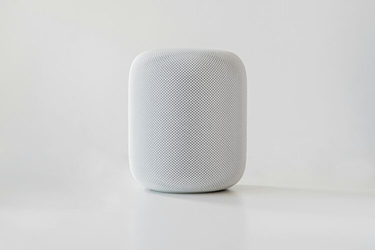 white and black round speaker
