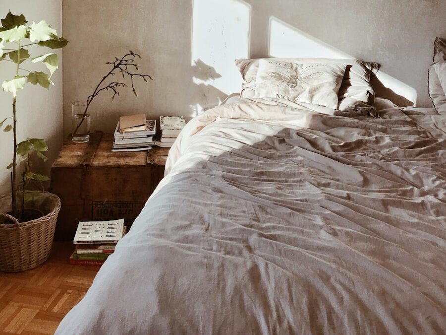 leaf plant near bed