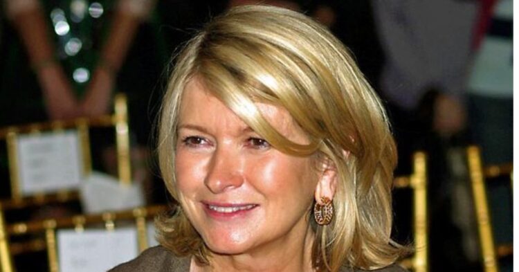 Inside Martha Stewartâs Approach To A Perfectly Moist Thanksgiving Turkey