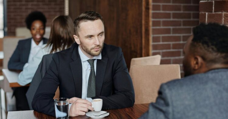 5 Calm Responses That Handle Rude People Without Escalating