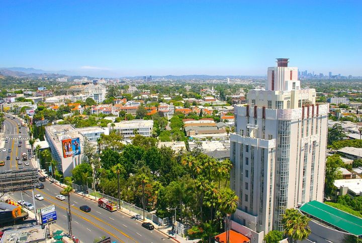 Reasons Why Businesses Are Leaving LA's Sunset Boulevard