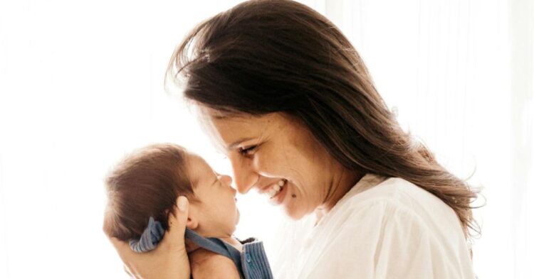 10 Ways US Maternity Leaves Compare With The Rest of the World